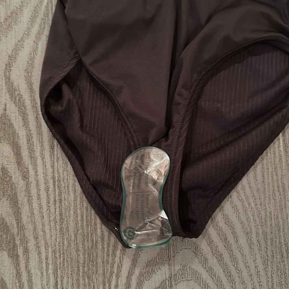 Michael Kors One Piece Swimsuit- New 🌴🌴🏖🏖 - Picture 5 of 5